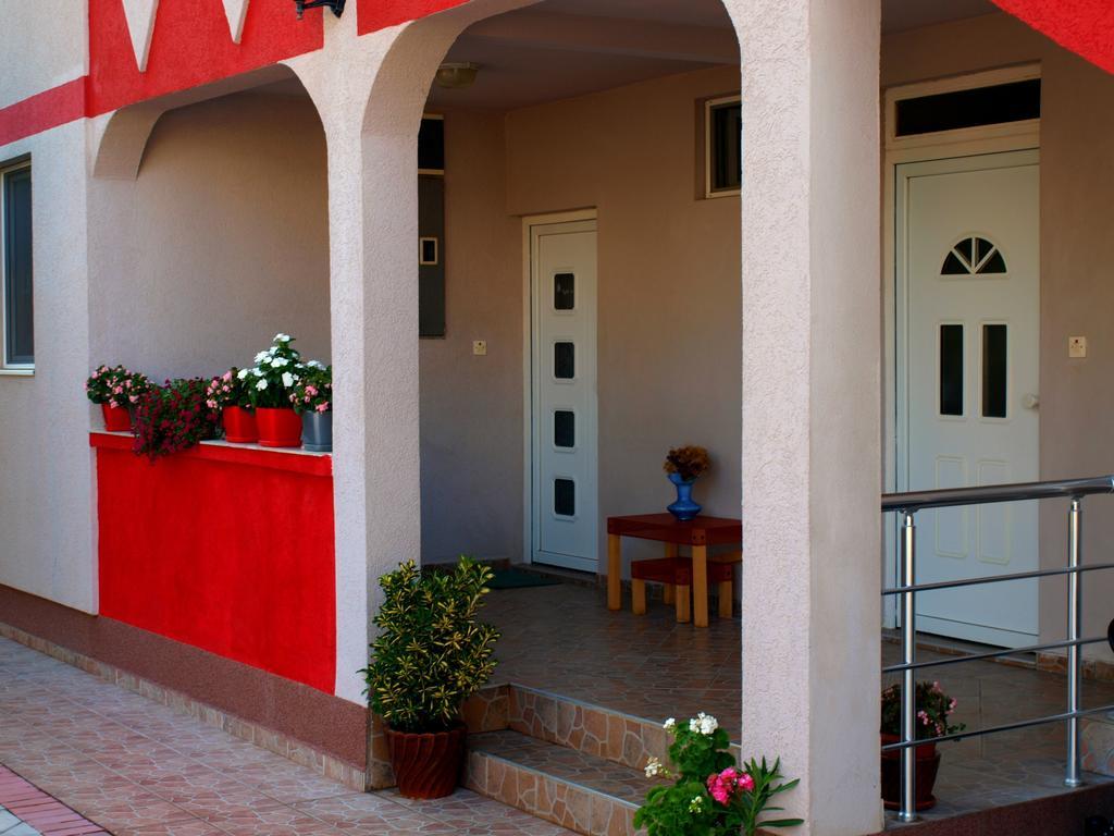 Appartamento Friendly House Ulcinj Esterno foto